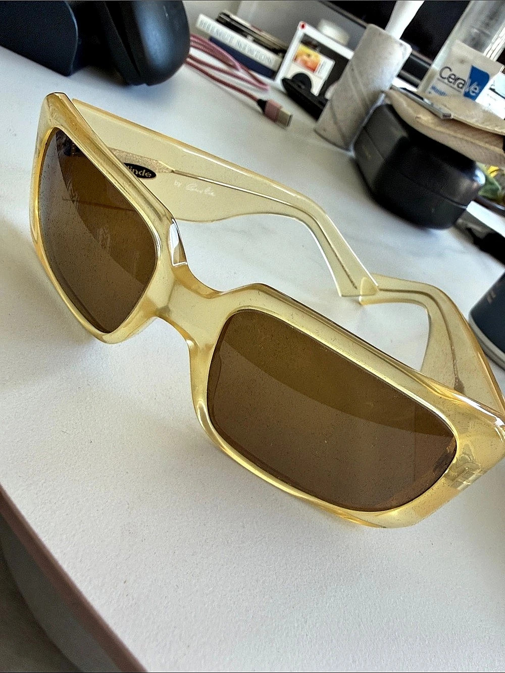 blinde Oscar Sunglasses in Yellow & Brown